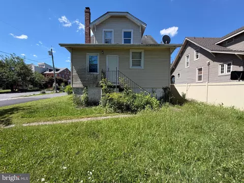 Exterior - 3312 Ailsa Ave, Baltimore, MD 21214 photo 4 of 7