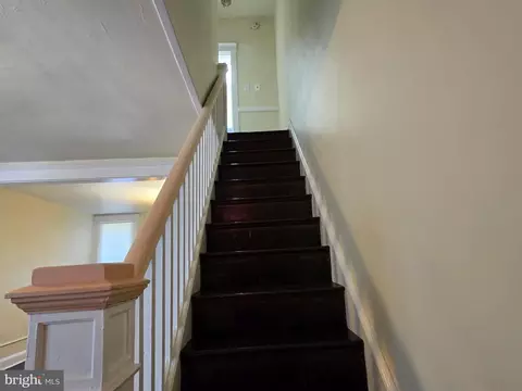 Entry Way - 2562 Robb St, Baltimore, MD 21218 photo 3 of 4