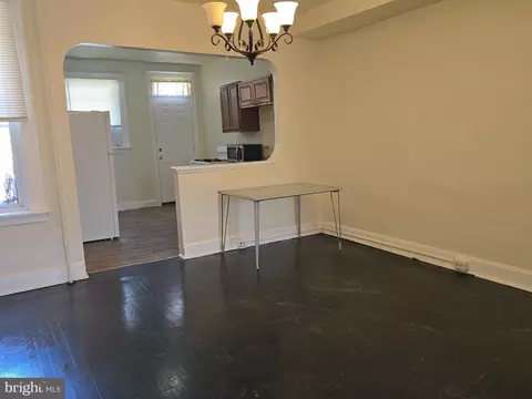 Living - 2562 Robb St, Baltimore, MD 21218 photo 4 of 5