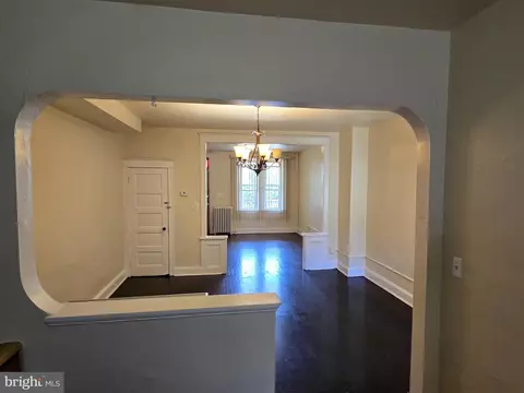 Living - 2562 Robb St, Baltimore, MD 21218 photo 3 of 5