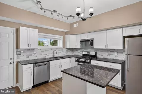 Kitchen - 3712 E Lombard St, Baltimore, MD 21224 photo 2 of 3