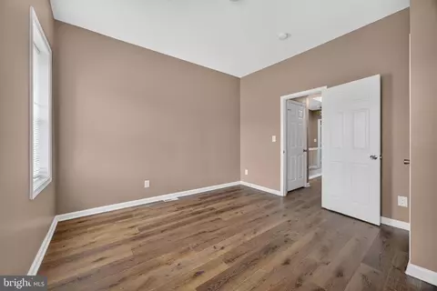 Entry Way - 3712 E Lombard St, Baltimore, MD 21224 photo 14 of 16