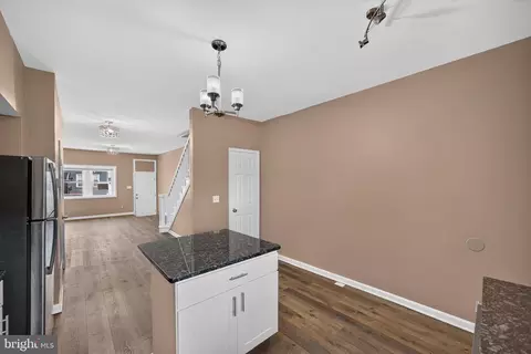 Entry Way - 3712 E Lombard St, Baltimore, MD 21224 photo 9 of 16