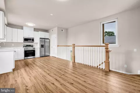 Other - 1129 Unit B Monroe Cir, Baltimore, MD 21225 photo 2 of 11