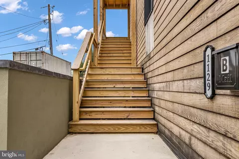 Exterior - 1129 Unit B Monroe Cir, Baltimore, MD 21225 photo 2 of 6