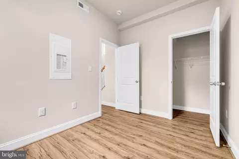 Bedroom - 1129 Unit B Monroe Cir, Baltimore, MD 21225 photo 1 of 1