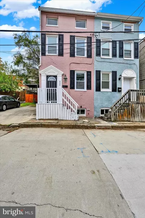 Exterior - 864 Lemmon St, Baltimore, MD 21201 photo 3 of 3