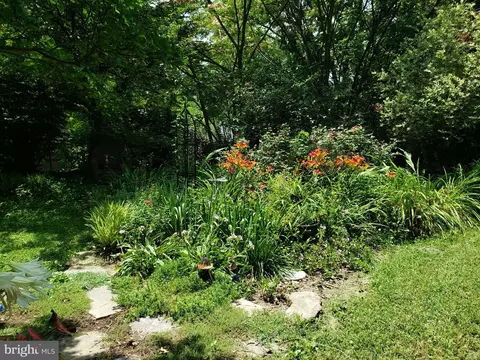 Exterior - 4310 Biddison Ln, Baltimore, MD 21206 photo 6 of 19