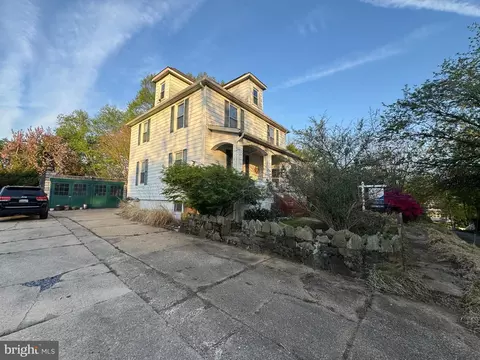 Exterior - 4310 Biddison Ln, Baltimore, MD 21206 photo 17 of 19