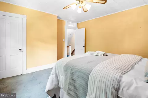 Bedroom - 4310 Biddison Ln, Baltimore, MD 21206 photo 4 of 6