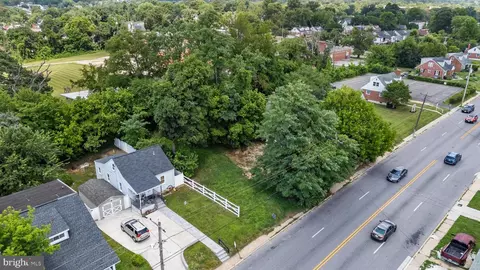 5008 The Alameda, Baltimore, MD 21239