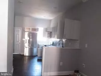 Entry Way - 1215 E Preston St, Baltimore, MD 21202 photo 7 of 18