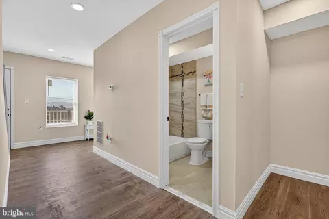 Entry Way - 1762 E North Ave, Baltimore, MD 21213 photo 6 of 9