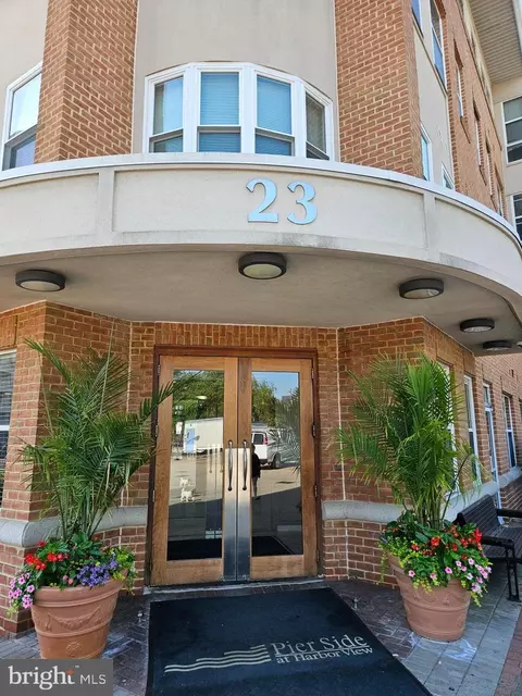 23 Pierside Dr #411, Baltimore, MD 21230
