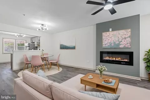1502 Leslie St, Baltimore, MD 21217
