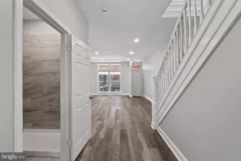 Entry Way - 1612 E 25th St, Baltimore, MD 21213 photo 7 of 11