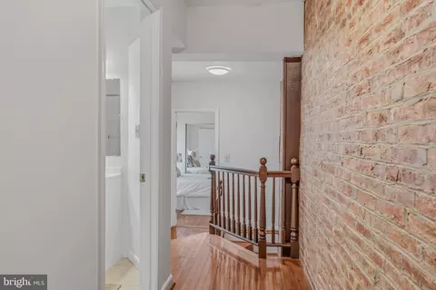 Entry Way - 1824 E Lombard St, Baltimore, MD 21231 photo 3 of 6