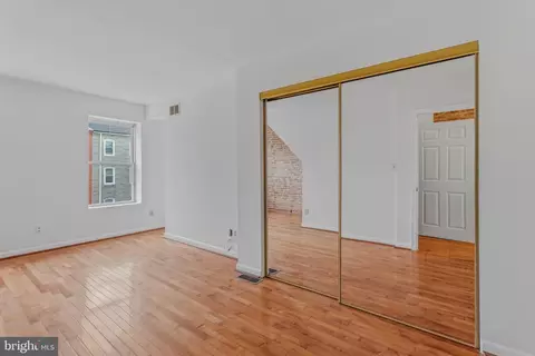Bedroom - 1824 E Lombard St, Baltimore, MD 21231 photo 4 of 6