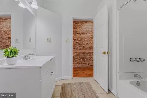 Bath - 1824 E Lombard St, Baltimore, MD 21231 photo 2 of 3