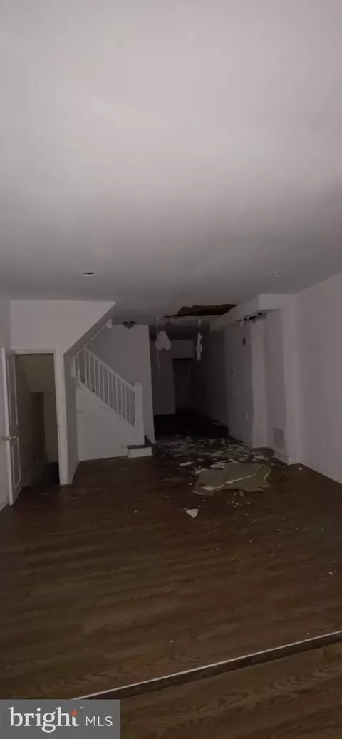 Entry Way - 3015 Rayner Ave, Baltimore, MD 21216 photo 22 of 25