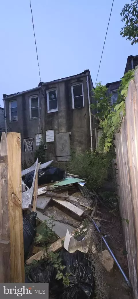 Exterior - 3015 Rayner Ave, Baltimore, MD 21216 photo 3 of 5