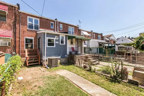 Exterior - 3233 Kentucky Ave, Baltimore, MD 21213 photo 1 of 2