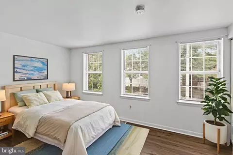 Bedroom - 1225 E Chase St, Baltimore, MD 21202 photo 2 of 5