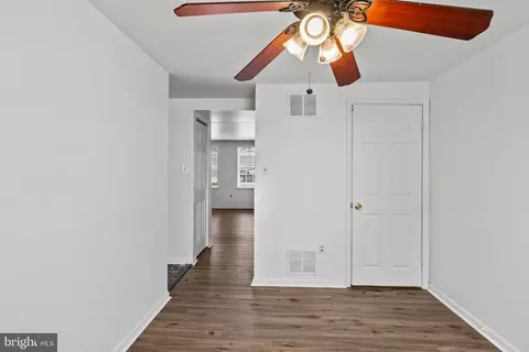 Entry Way - 1225 E Chase St, Baltimore, MD 21202 photo 3 of 3