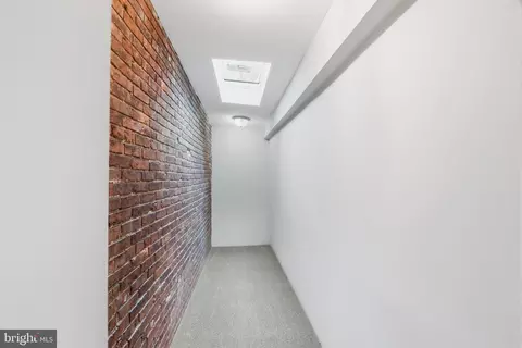 Entry Way - 711 Scott St, Baltimore, MD 21230 photo 11 of 11