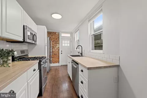 105 E Ostend St, Baltimore, MD 21230 photo 11