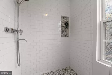 105 E Ostend St, Baltimore, MD 21230 photo 19