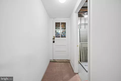 Entry Way - 1432 Redfern Ave, Baltimore, MD 21211 photo 8 of 8