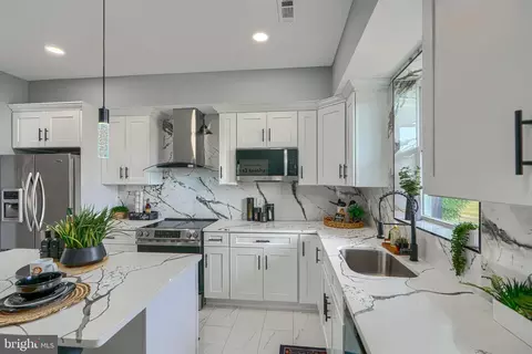 Kitchen - 1693 Darley, Baltimore, MD 21213 photo 2 of 4
