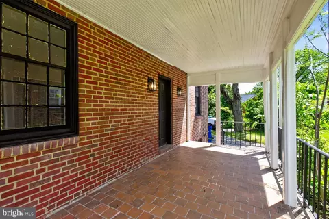 Exterior - 315 E Cold Spring Ln, Baltimore, MD 21212 photo 2 of 4