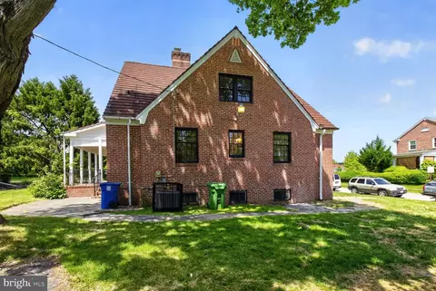 Exterior - 315 E Cold Spring Ln, Baltimore, MD 21212 photo 3 of 4