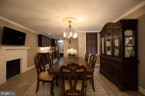 Dining - 3247 Shannon Dr, Baltimore, MD 21213 photo 1 of 2