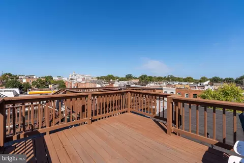 Exterior - 2619 Fleet St, Baltimore, MD 21224 photo 4 of 4