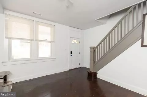 Entry Way - 2627 Cecil Ave, Baltimore, MD 21218 photo 2 of 5