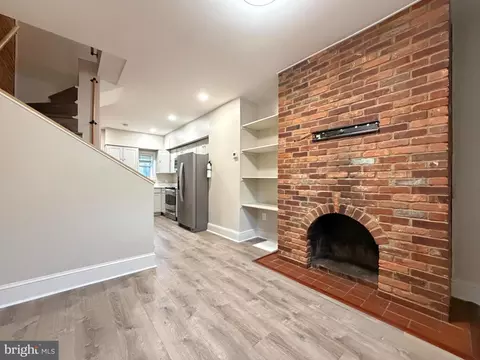 Entry Way - 417 Scott St, Baltimore, MD 21230 photo 1 of 8