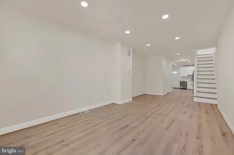 Living - 1736 Westphal Pl, Baltimore, MD 21230 photo 2 of 4