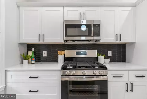 5325 Maple Ave, Baltimore, MD 21215 photo 3