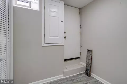 Entry Way - 4100 Colborne Rd, Baltimore, MD 21229 photo 3 of 3