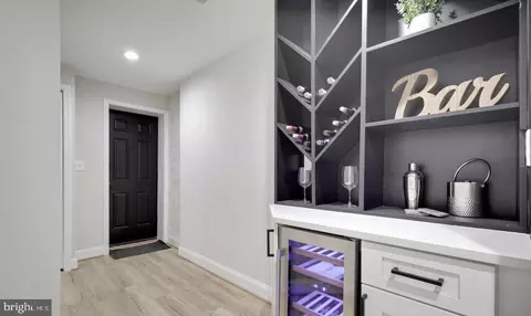 Entry Way - 5300 Maple Ave, Baltimore, MD 21215 photo 2 of 4