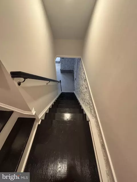 Entry Way - 5300 Maple Ave, Baltimore, MD 21215 photo 3 of 4