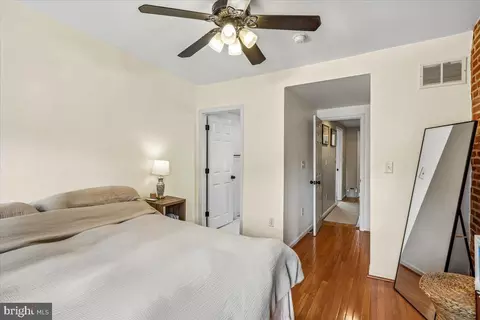 Bedroom - 136 E Fort Ave, Baltimore, MD 21230 photo 3 of 7