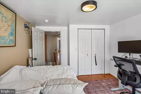Bedroom - 136 E Fort Ave, Baltimore, MD 21230 photo 7 of 7