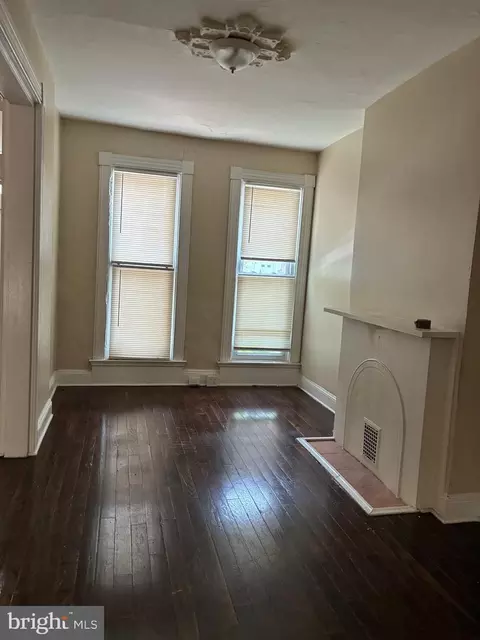Living - Undisclosed, Baltimore, MD 21217 photo 1 of 3