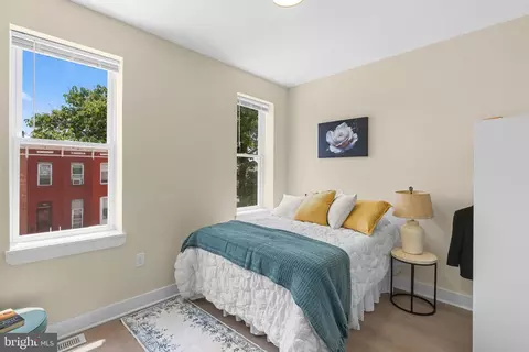 Bedroom - 1008 E Biddle St, Baltimore, MD 21202 photo 4 of 5