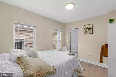Bedroom - 1008 E Biddle St, Baltimore, MD 21202 photo 1 of 5