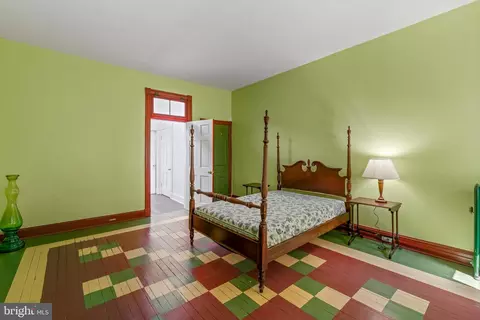 Bedroom - 2014 Mount Royal Ter, Baltimore, MD 21217 photo 3 of 6